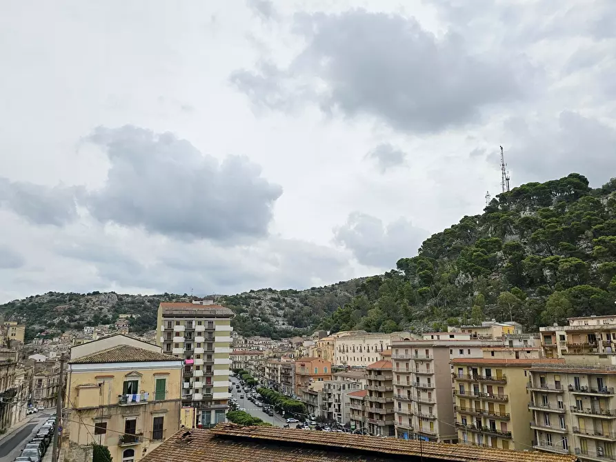 Immagine 2 di Appartamento in vendita  in Via Vittorio Veneto 1621 a Modica