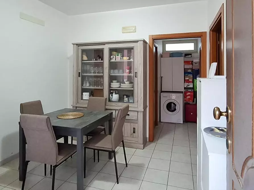 Immagine 5 di Appartamento in affitto  in Via Resistenza Partigiana a Modica