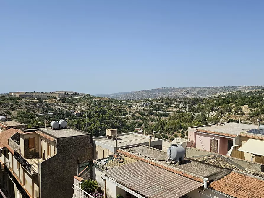 Immagine 17 di Appartamento in vendita  in Via Liguria 16/1 a Modica