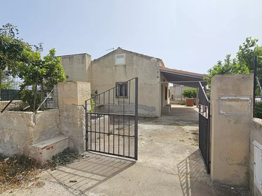 Immagine 12 di Villa in vendita  in Via del Gorgo Salato 481 a Ispica