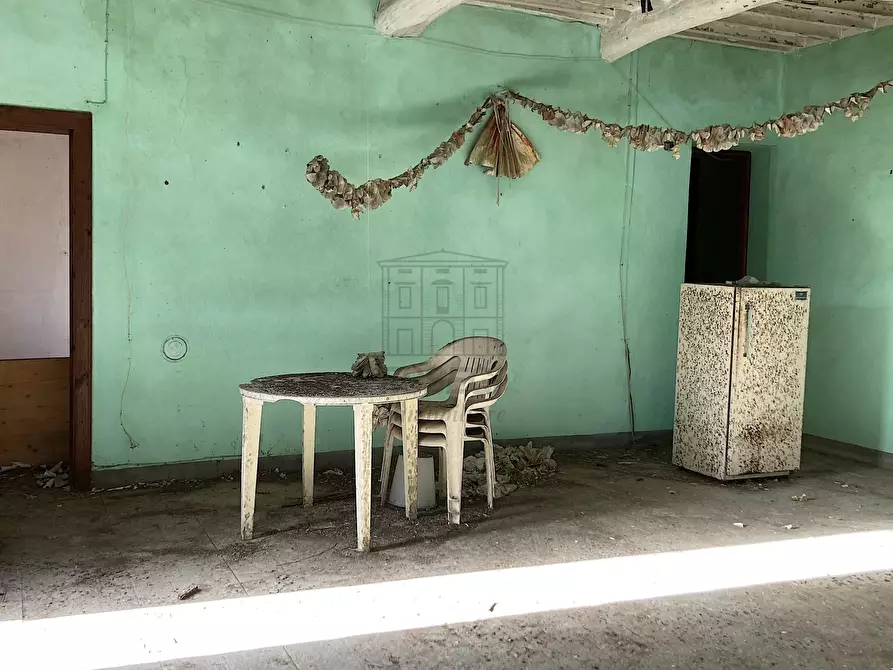 Immagine 12 di Rustico / casale in vendita  in via del brennero 1950 a Lucca