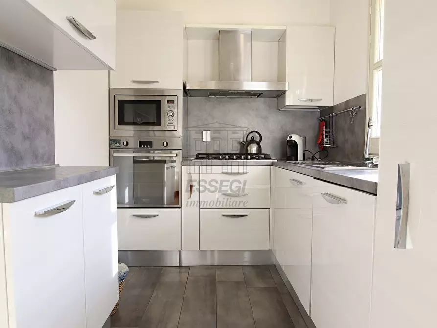 Immagine 5 di Appartamento in vendita  in Via Beccheria 35 a Lucca