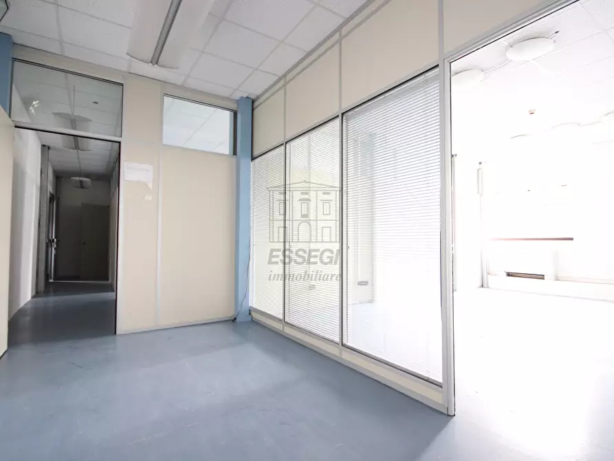 Immagine 8 di Locale commerciale in affitto  in Via delle Ville Prima, Acquacalda 895 a Lucca