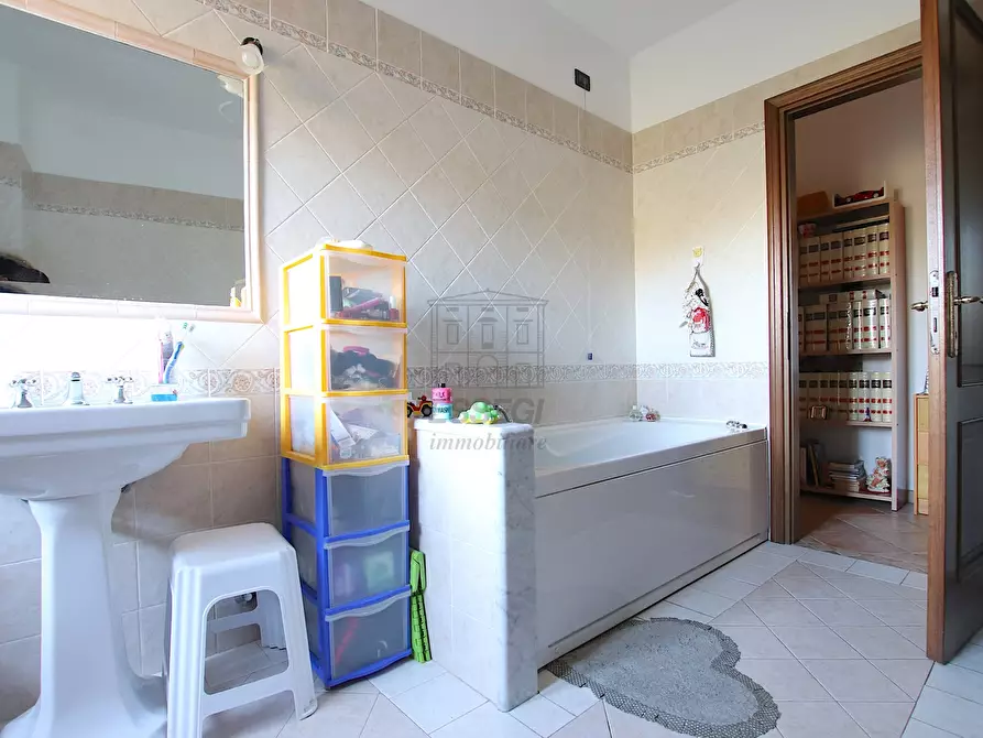 Immagine 43 di Rustico / casale in vendita  in Traversa V Via della Pieve Santo Stefano a Lucca