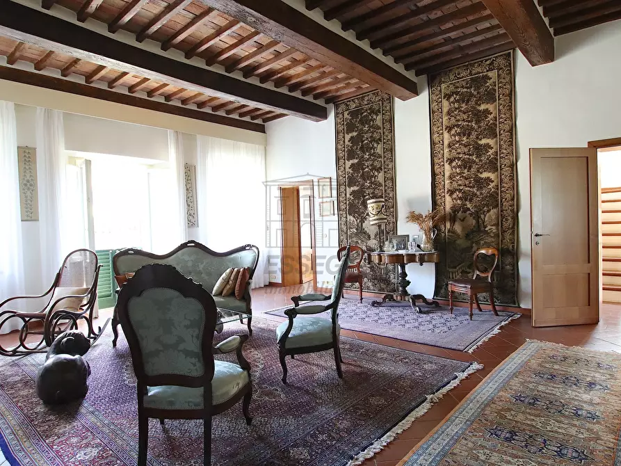 Immagine 21 di Villa in vendita  in San Martino in Freddana a Lucca