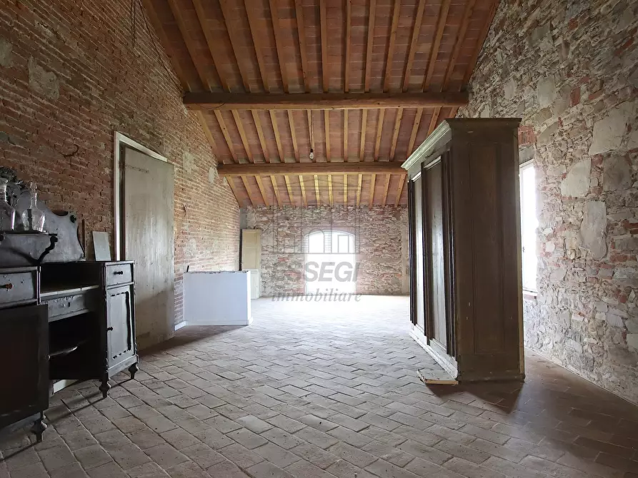 Immagine 13 di Villa in vendita  in Via Romana 914 a Lucca