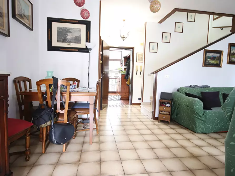 Immagine 8 di Villetta a schiera in vendita  in Via della Chiesa di Santa Maria a Colle 5 a Lucca