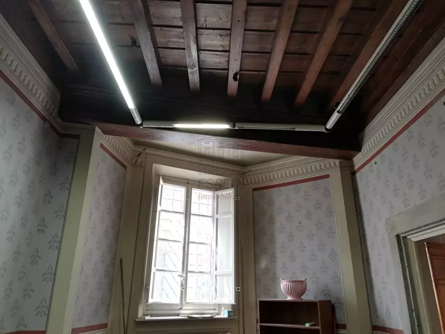 Immagine 25 di Appartamento in vendita  in via busdraghi a Lucca