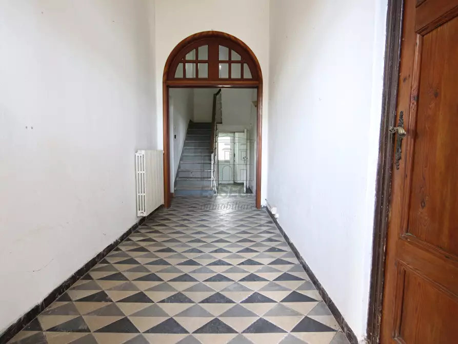 Immagine 6 di Villa in vendita  in Via della Repubblica a Capannori