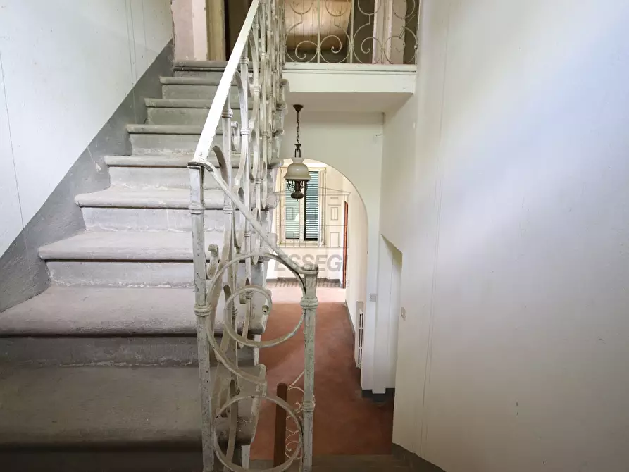 Immagine 21 di Villa in vendita  in Via della Repubblica a Capannori