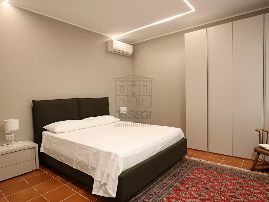 Immagine 32 di Rustico / casale in vendita  a Lucca