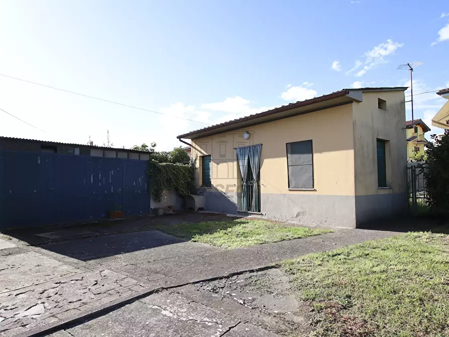 Immagine 26 di Villa in vendita  in Via dell'Ave Maria 106 a Lucca