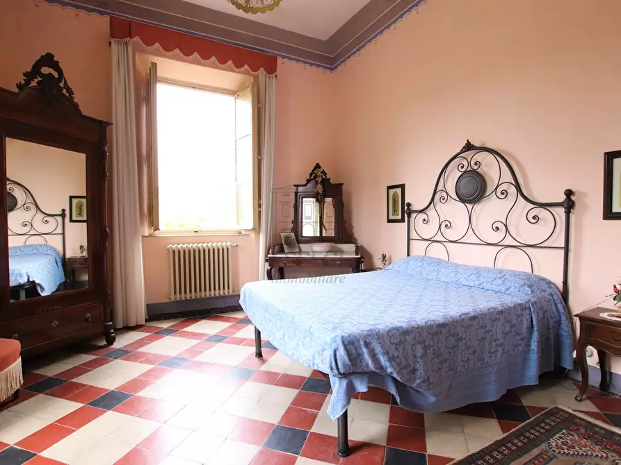 Immagine 51 di Villa in vendita  in via di montecatino a Lucca