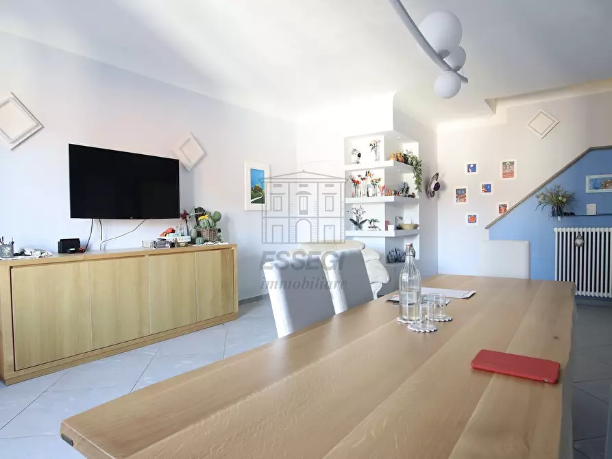 Immagine 5 di Appartamento in vendita  in Piazza del Salvatore 7 a Lucca