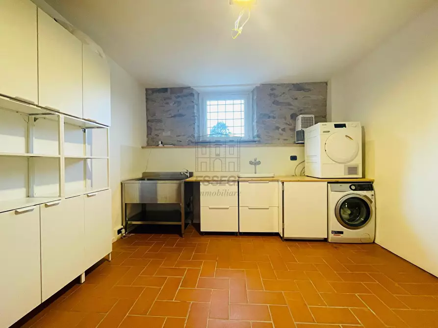 Immagine 29 di Villa in vendita  a Capannori