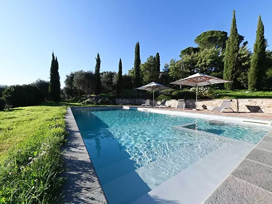 Immagine 4 di Villa in vendita  in Via di Tiglio 1234 a Lucca