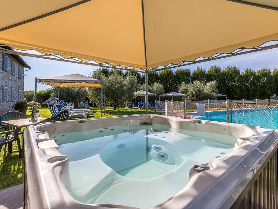 Immagine 7 di Rustico / casale in vendita  in Via di Rocchino 60 a Lucca