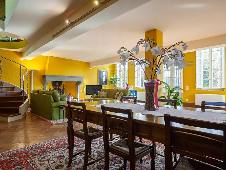 Immagine 5 di Villa in vendita  in Via di Villa Paola 335/F a Lucca