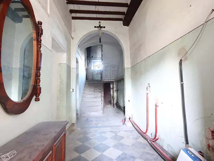Immagine 5 di Rustico / casale in vendita  in Via di Nozzano 611 a Lucca