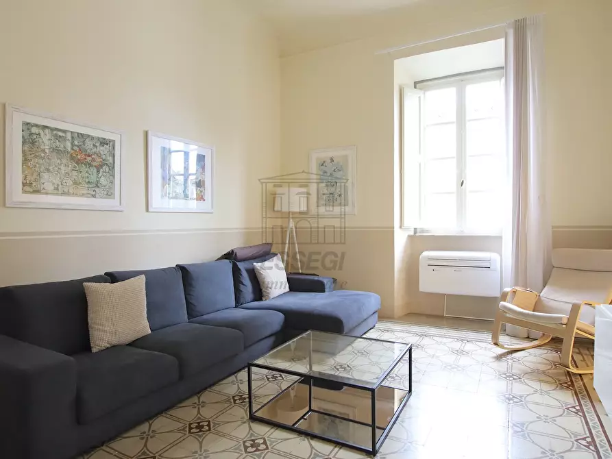 Immagine 4 di Appartamento in vendita  in Via Santa Chiara 12 a Lucca