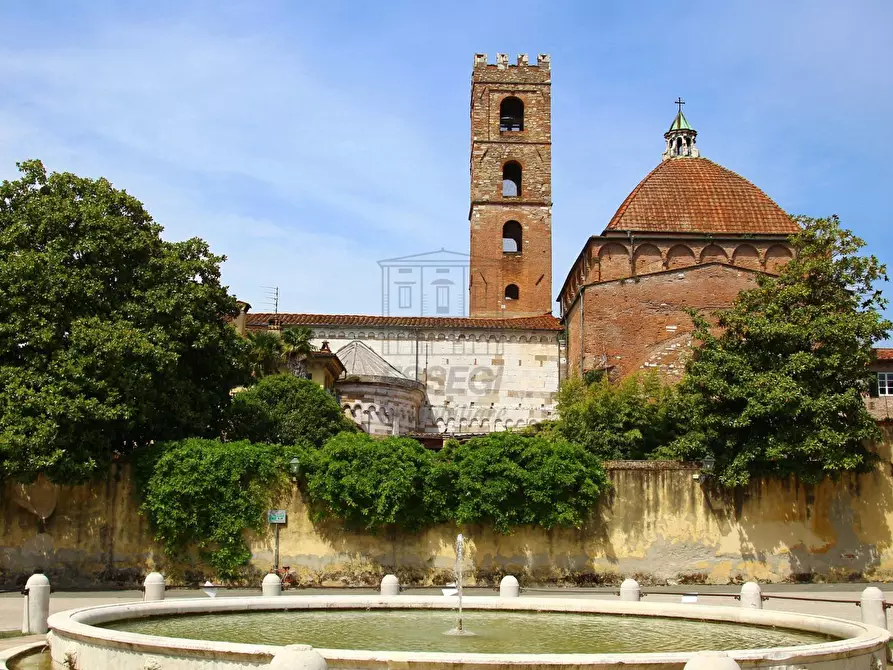 appartamento in vendita a Lucca in zona Centro Città