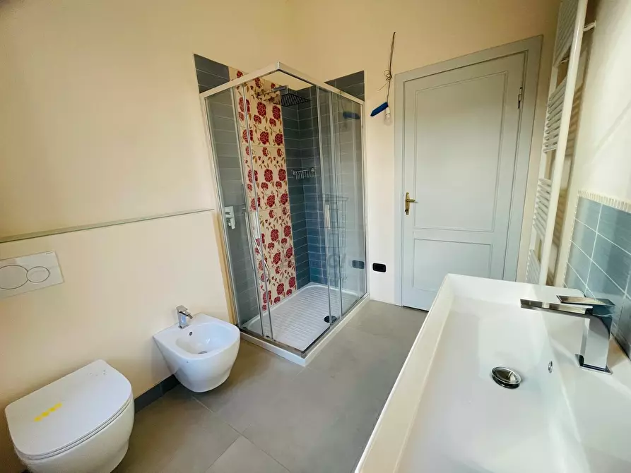 Immagine 11 di Villa in vendita  a Capannori