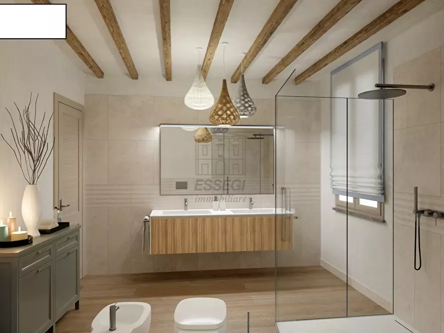 Immagine 3 di Appartamento in vendita  in Via dell' isola a Capannori