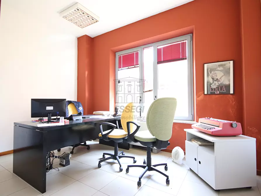 Immagine 11 di Ufficio in vendita  in Traversa II Via Luporini 3 a Lucca