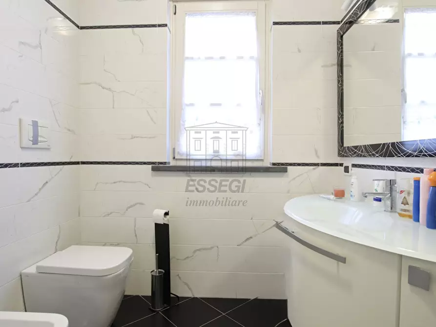 Immagine 10 di Casa bifamiliare in vendita  in Via San Cristoforo 82 a Capannori