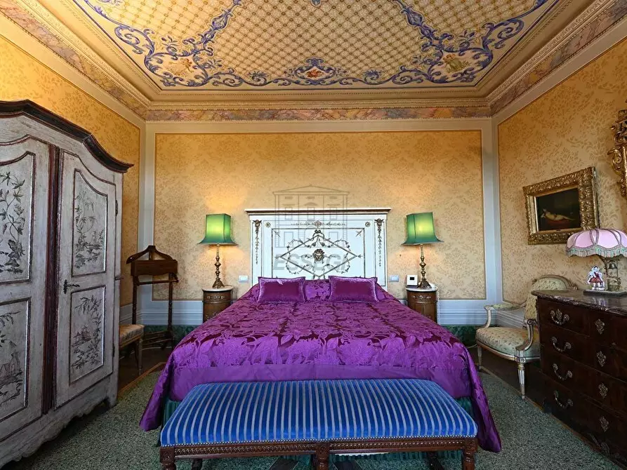 Immagine 16 di Villa in vendita  in Via di Tiglio 1234 a Lucca