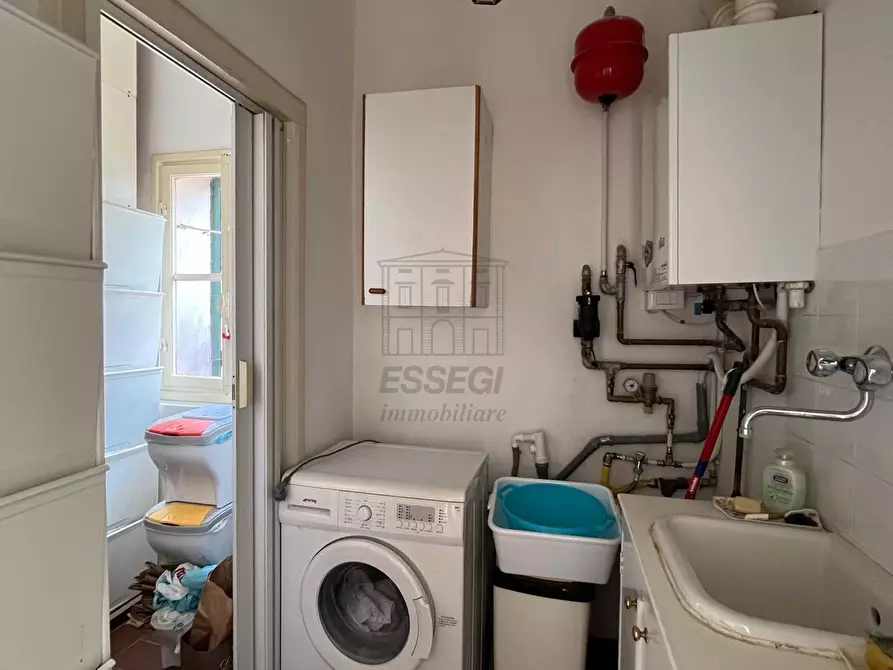 Immagine 18 di Appartamento in vendita  in Piazzale Giuseppe Verdi 1 a Lucca