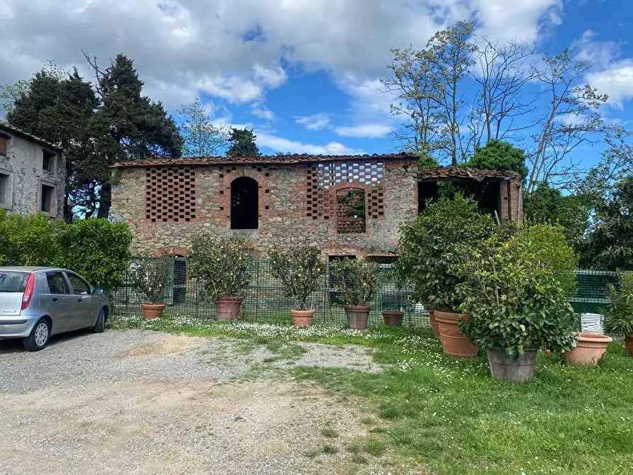 Immagine 7 di Rustico / casale in vendita  in Via di Palmata 425 a Lucca