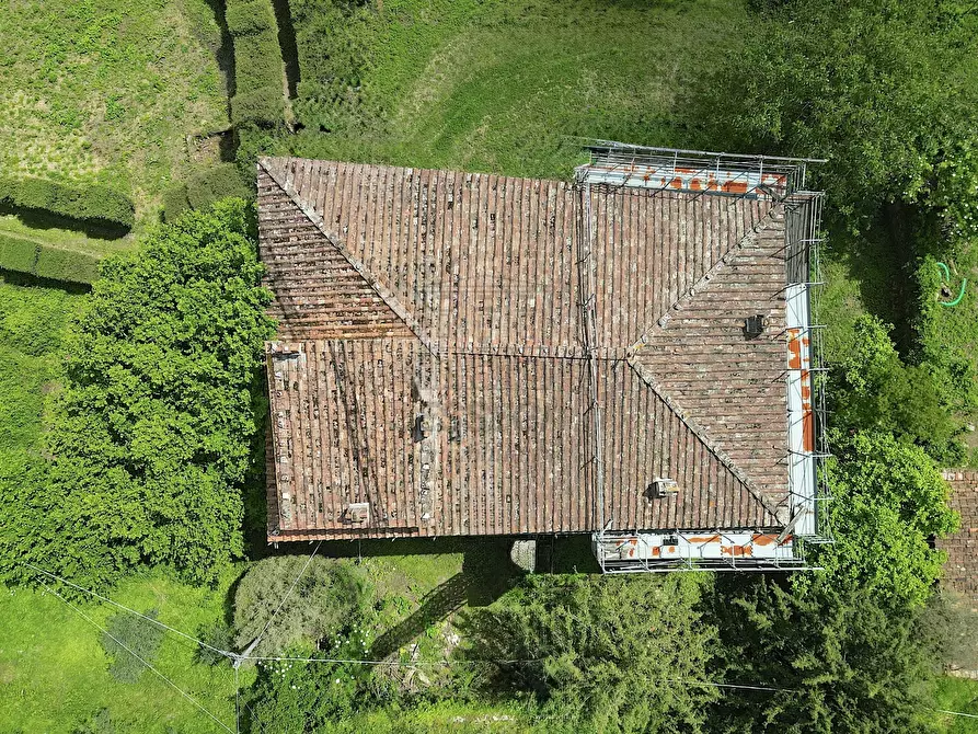 Immagine 8 di Villa in vendita  in via Colli 23 a Pescaglia