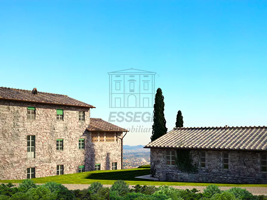 Immagine 33 di Rustico / casale in vendita  a Lucca