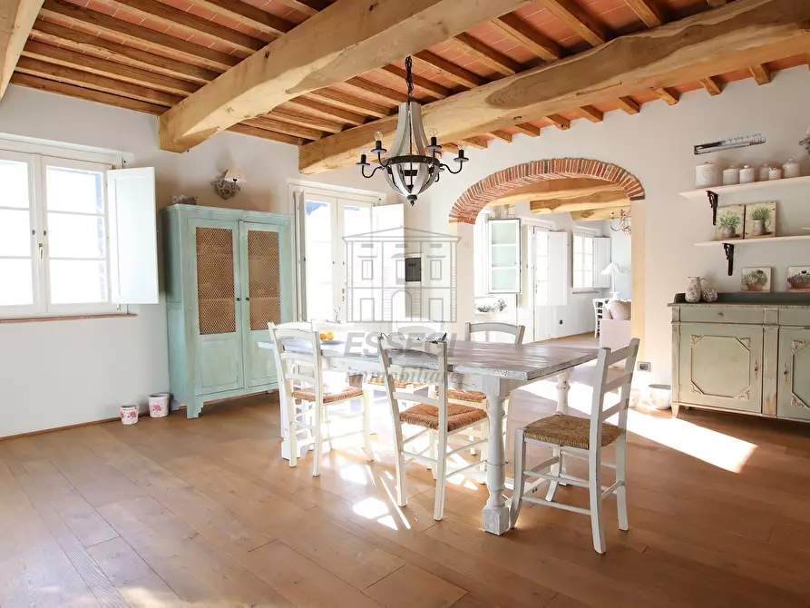 Immagine 6 di Rustico / casale in vendita  in Via Milano 12 a Capannori