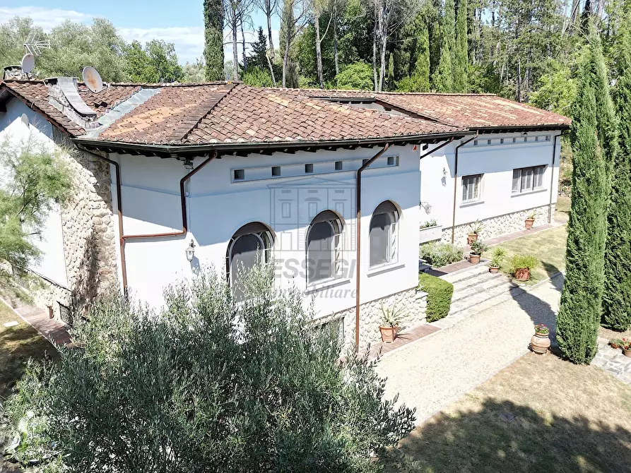 Immagine 46 di Villa in vendita  in Via dei Poveri Vecchi 749 a Lucca