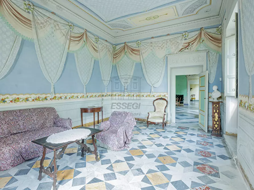 Immagine 8 di Villa in vendita  in Via Ludovica 6927 a Lucca