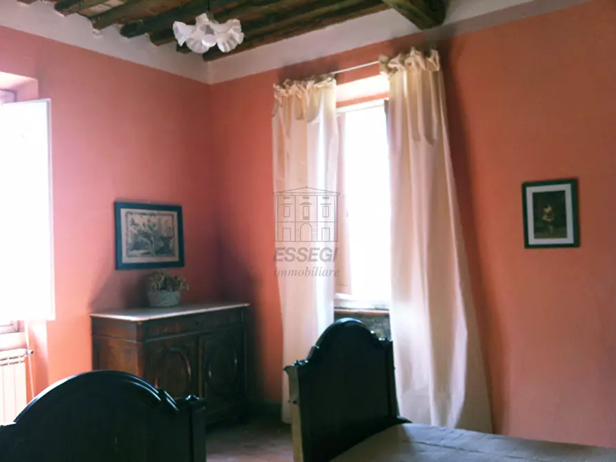Immagine 40 di Rustico / casale in vendita  in Via di matraia a Lucca