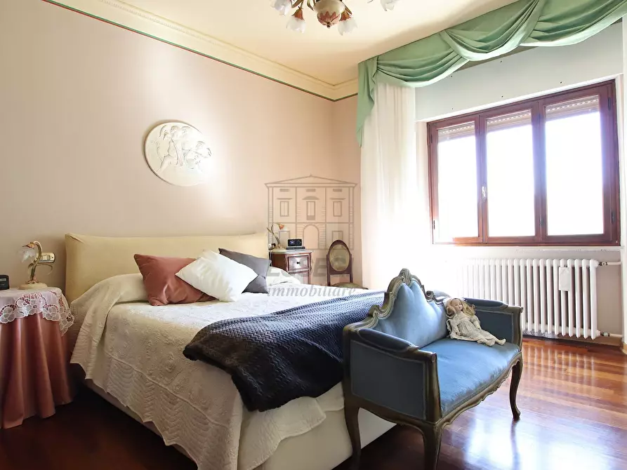 Immagine 31 di Villa in vendita  in Via Comunale Campolungo 51 a Lucca