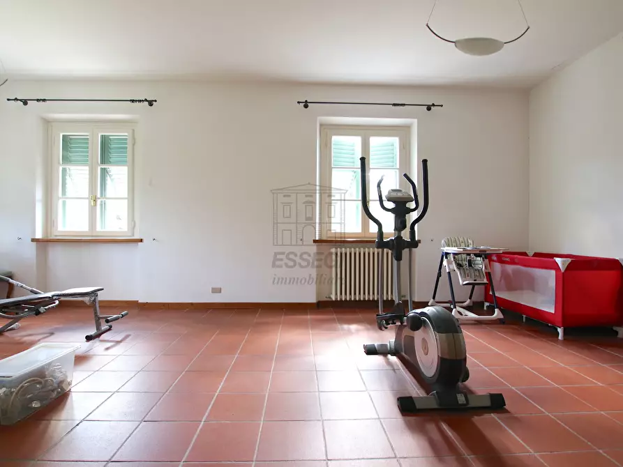 Immagine 78 di Villa in vendita  in Via di segromigno a Capannori