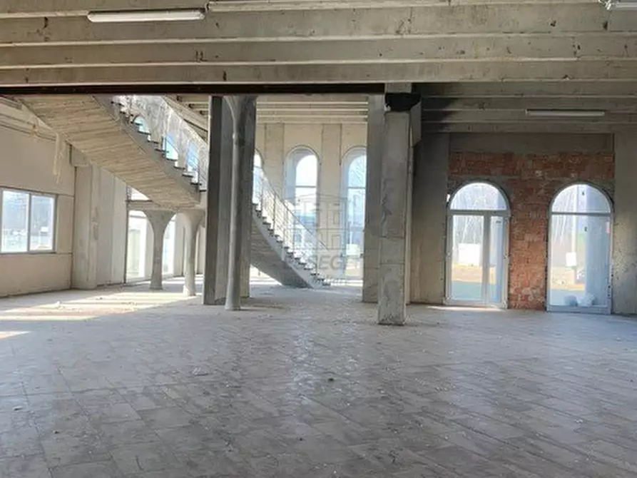 Immagine 8 di Attività artigianale in vendita  in Via della Chiesa 9 a Capannori