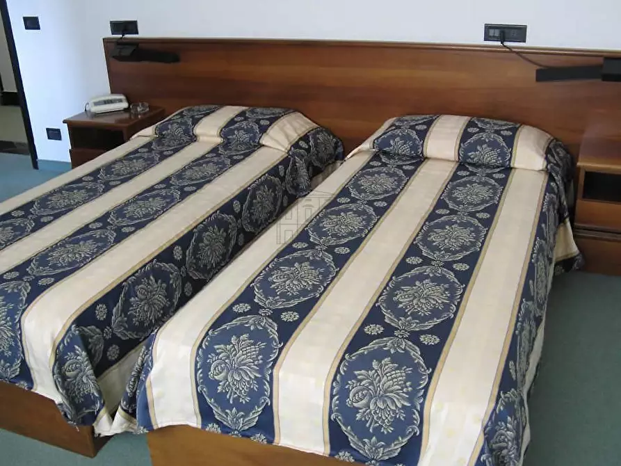 Immagine 9 di Albergo/B&B/Residence in vendita  in Viale Giovanni Pacini 115 a Lucca