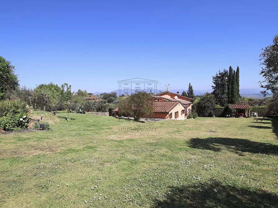 Immagine 47 di Villa in vendita  in Via Comunale Campolungo 51 a Lucca