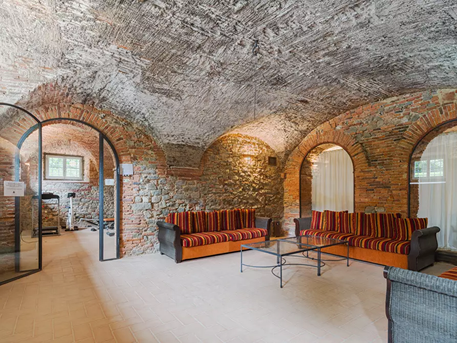 Immagine 22 di Rustico / casale in vendita  in Per matraia 22 a Capannori