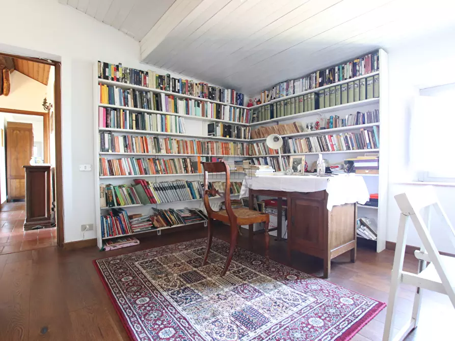 Immagine 32 di Rustico / casale in vendita  in Via del Borgo 55 a Lucca