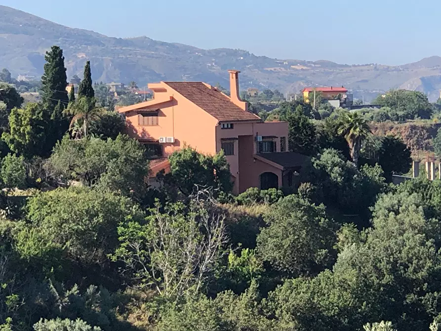 Immagine 1 di Villa in vendita  in Via Provinciale per Armo-Gallina 57 a Reggio Di Calabria