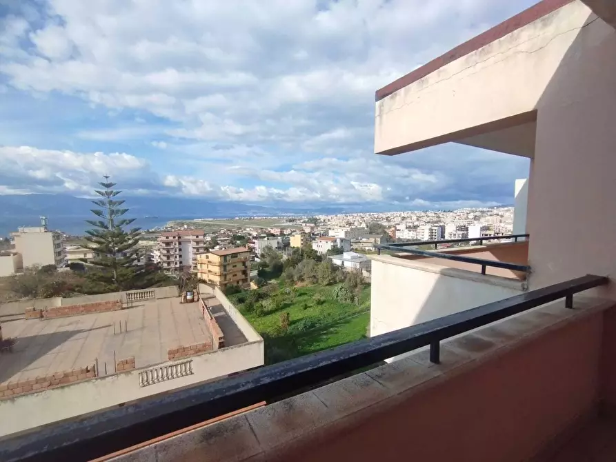 Immagine 3 di Attico in vendita  in via trapezzoli sudVia Trapezzoli Sud San Gregorio a Reggio Di Calabria