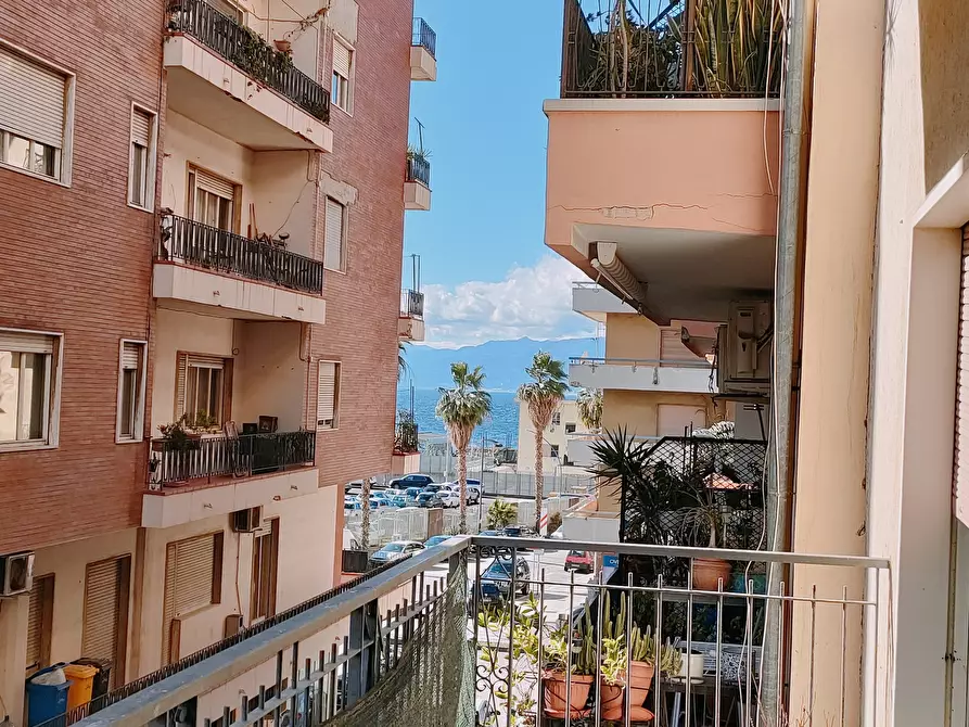 Immagine 1 di Quadrilocale in vendita  in Via Sandro Pertini a Reggio Di Calabria