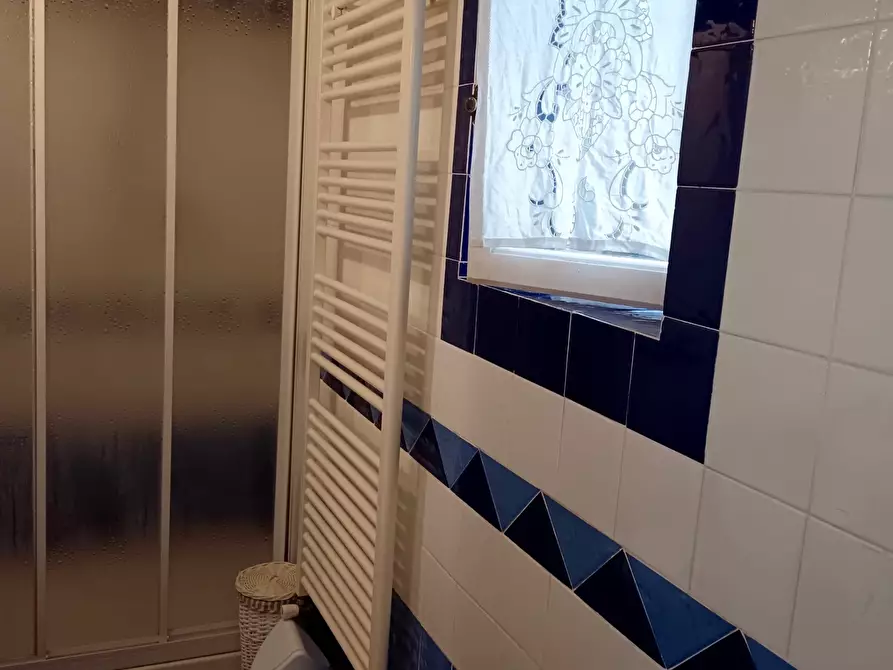 Immagine 18 di Porzione di casa in vendita  a Ameglia