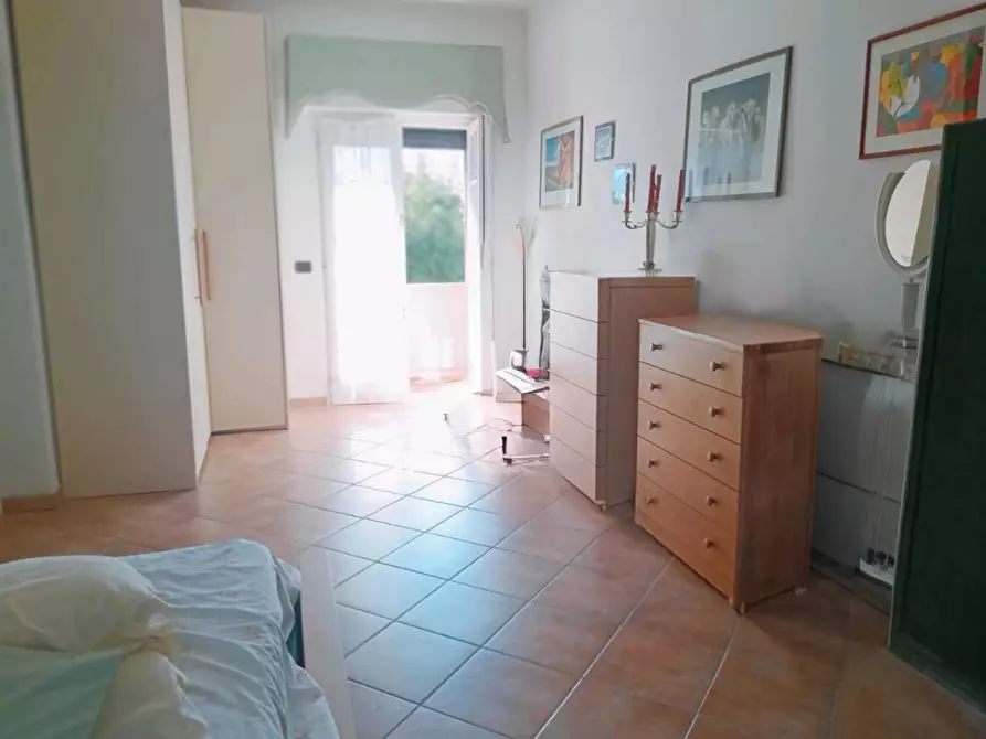 Immagine 20 di Casa semindipendente in vendita  a Massa